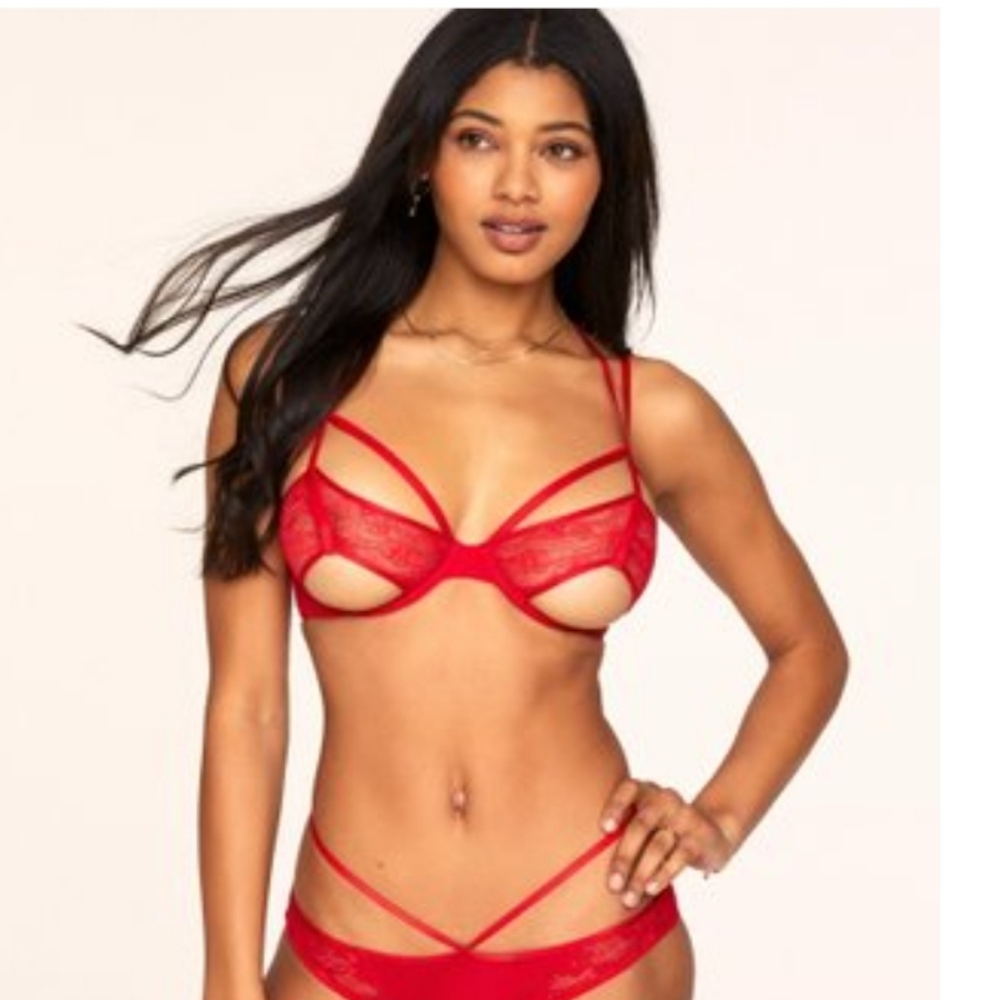 Adore Me Ileesha Unlined Red Strappy Bra 32C